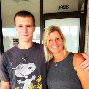 Meet your Posher, Debi